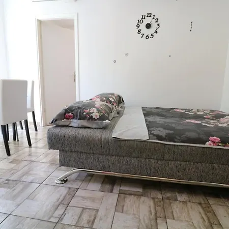 Apartment Marivo