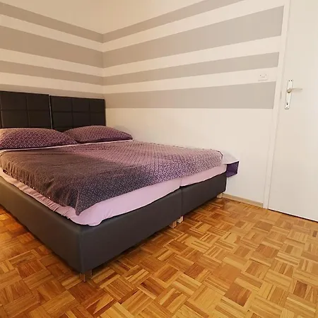 Marivo * Pula