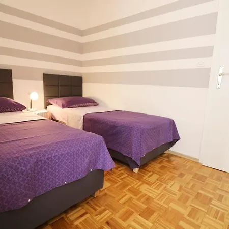 Marivo Apartment *